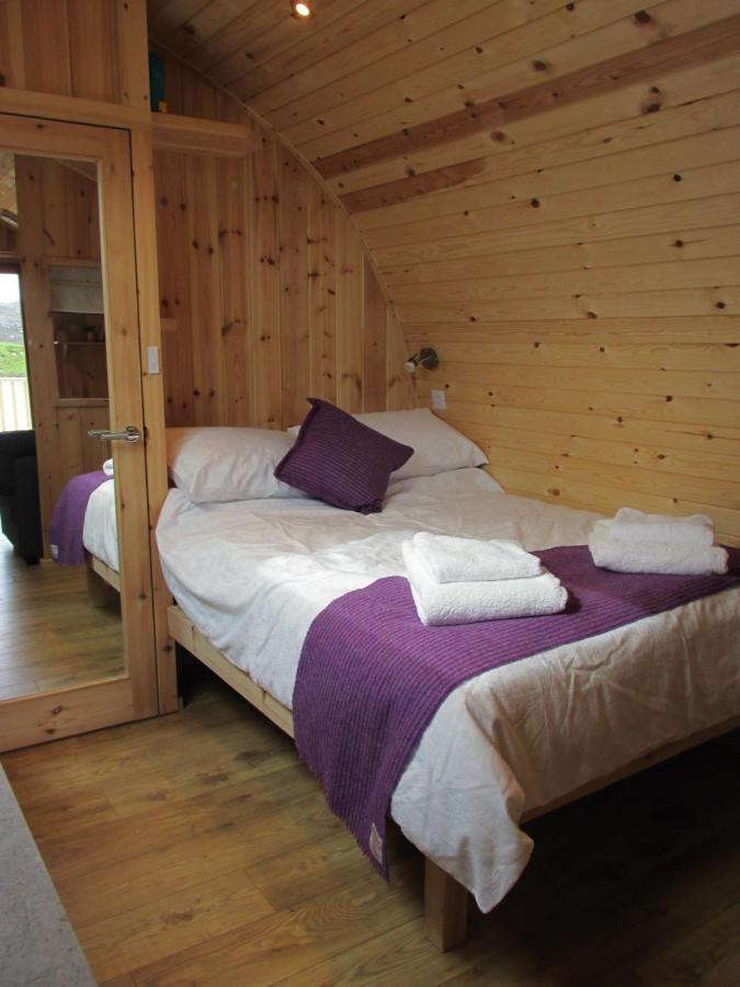 Loch Cromore Holiday Pods Экстерьер фото